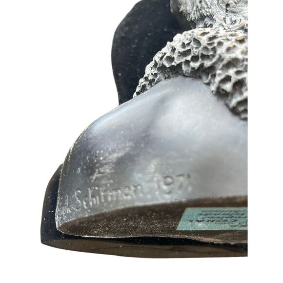 Vintage “FRANK SCHIRMAN” 1967 & 71 Black Coral Busts – Lopaka & Leialoha, Hawaii - Picture 6 of 6